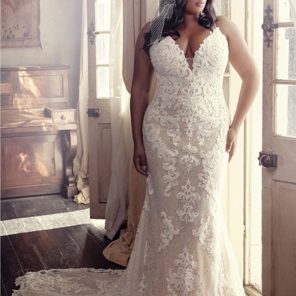 Tuscany Marie Maggie Sottero Wedding Dress size 18 - Picture 3 of 7